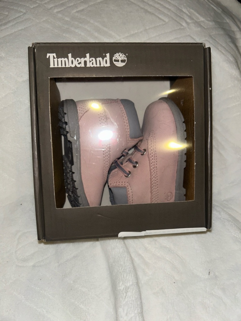 Timberland baby Mauve Pink and Gray Lace-Up crib shoe